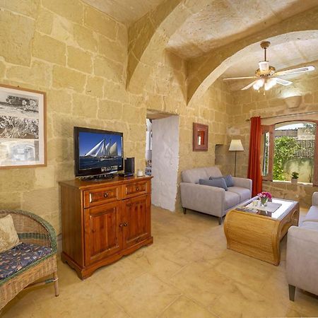 Oleandra Holiday Home Ghasri  Екстер'єр фото